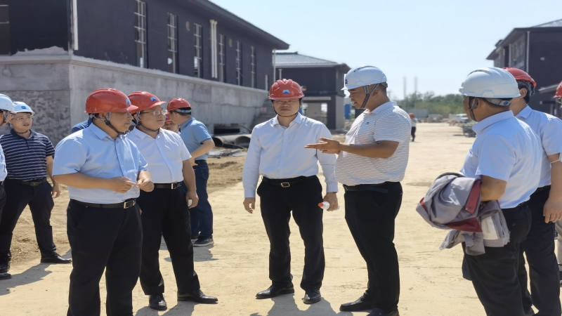 遵守安全生產(chǎn)法 當(dāng)好第一責(zé)任人 | 公司黨委書記、總經(jīng)理易凡一行開展安全生產(chǎn)月安全生產(chǎn)專項(xiàng)檢查